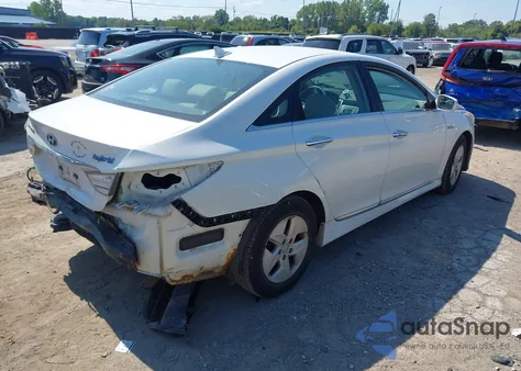 2011 Hyundai Sonata Hybrid from USA, damaged, VIN KMHEC4A45BA004883